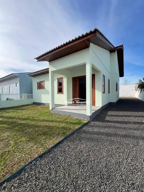 Foto 1 de Casa com 3 quartos à venda, 300m2 em Balneario Arroio Do Silva - SC