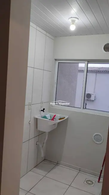Foto 6 de Apartamento com 2 quartos à venda, 54m2 em Centro, Balneario Arroio Do Silva - SC