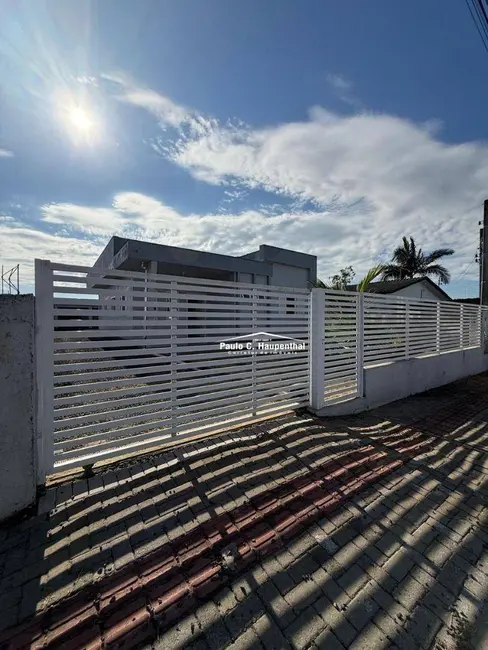 Foto 1 de Casa com 4 quartos à venda, 479m2 em Coloninha, Ararangua - SC