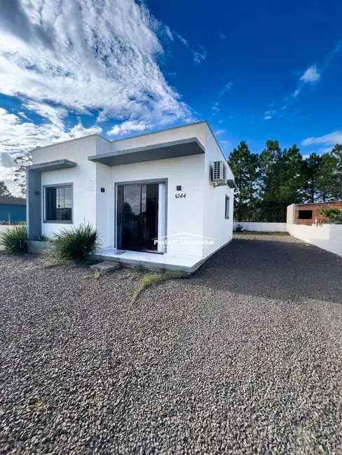 Foto 1 de Casa com 3 quartos à venda, 300m2 em Balneario Arroio Do Silva - SC