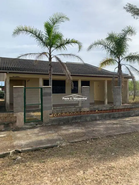 Foto 1 de Casa com 3 quartos à venda, 600m2 em Balneario Arroio Do Silva - SC