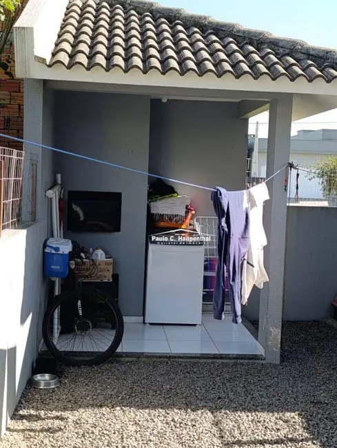 Foto 6 de Sobrado com 2 quartos à venda, 48m2 em Balneario Arroio Do Silva - SC