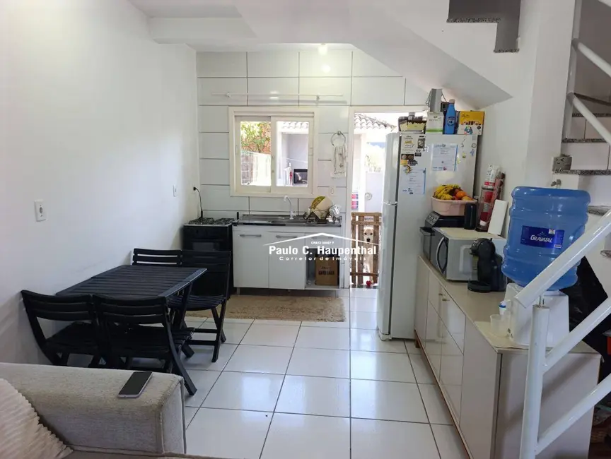 Foto 3 de Sobrado com 2 quartos à venda, 48m2 em Balneario Arroio Do Silva - SC
