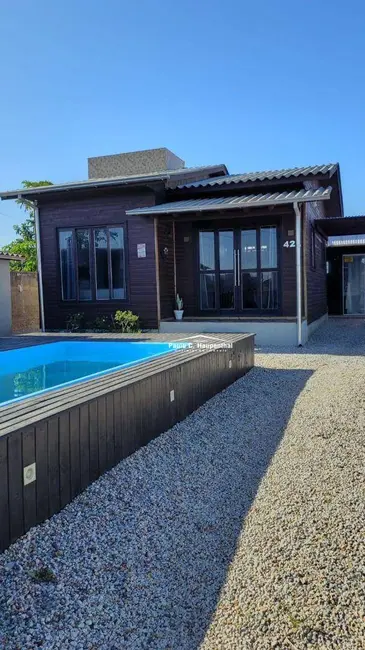 Foto 2 de Casa com 4 quartos à venda, 310m2 em Balneario Arroio Do Silva - SC