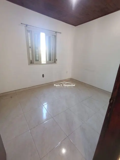 Foto 9 de Casa com 3 quartos para alugar, 300m2 em Mato Alto, Ararangua - SC