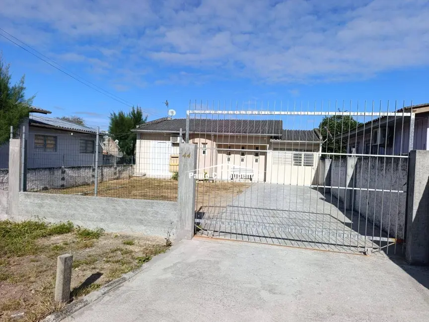 Foto 2 de Casa com 3 quartos para alugar, 300m2 em Mato Alto, Ararangua - SC