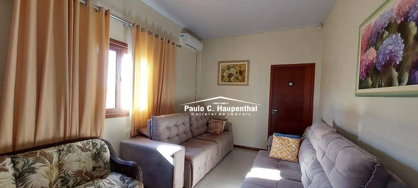 Foto 3 de Casa com 3 quartos à venda, 300m2 em Coloninha, Ararangua - SC