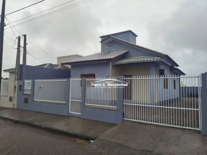 Foto 1 de Casa com 3 quartos à venda, 300m2 em Coloninha, Ararangua - SC
