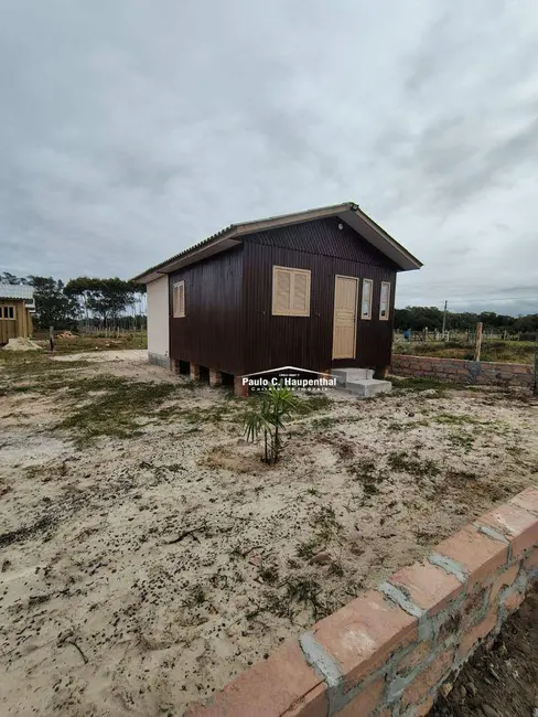 Foto 2 de Casa com 2 quartos à venda, 300m2 em Balneario Arroio Do Silva - SC