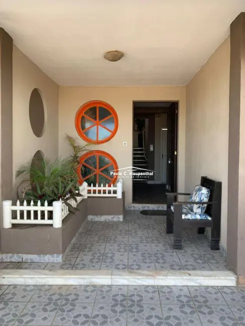 Apartamento com 1 quarto para alugar, 36m2 em Balneario Arroio Do Silva - SC - imagem 2 Foto 2 de Apartamento com 1 quarto para alugar, 36m2 em Balneario Arroio Do Silva - SC