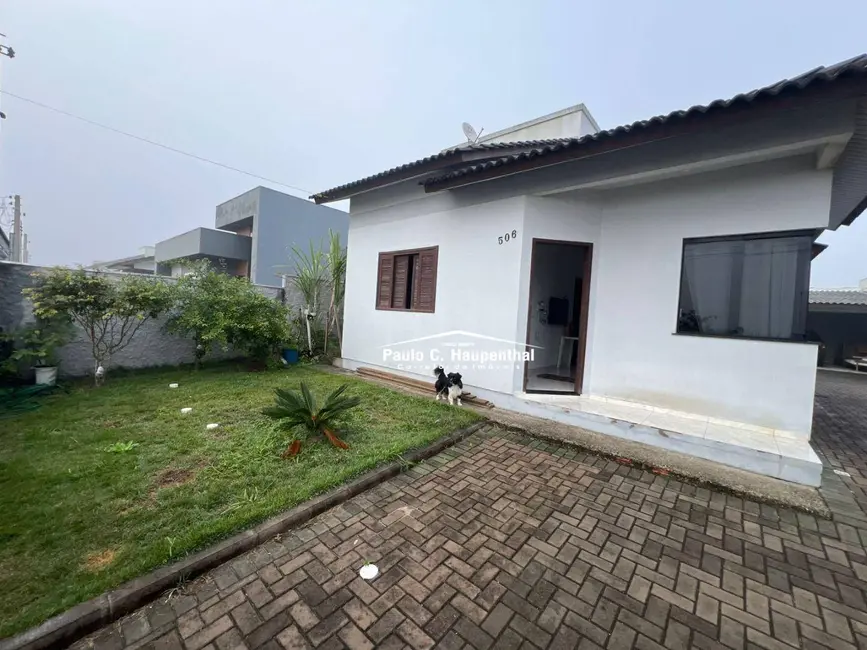 Foto 1 de Casa com 3 quartos à venda, 325m2 em Ararangua - SC