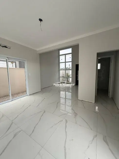 Foto 6 de Casa com 3 quartos à venda, 310m2 em Ararangua - SC