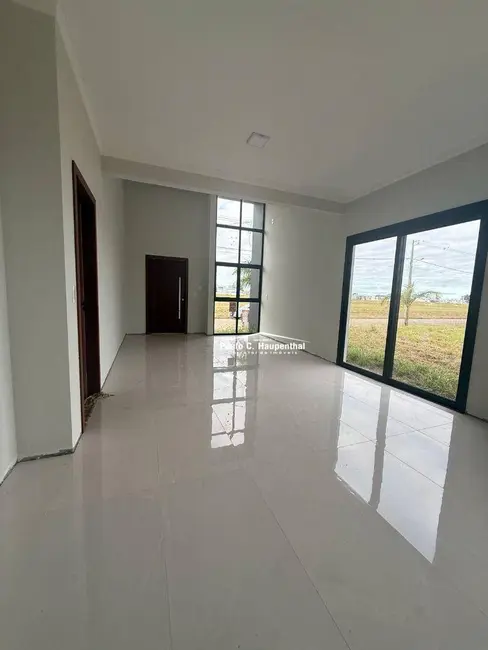 Foto 8 de Casa com 3 quartos à venda, 312m2 em Ararangua - SC