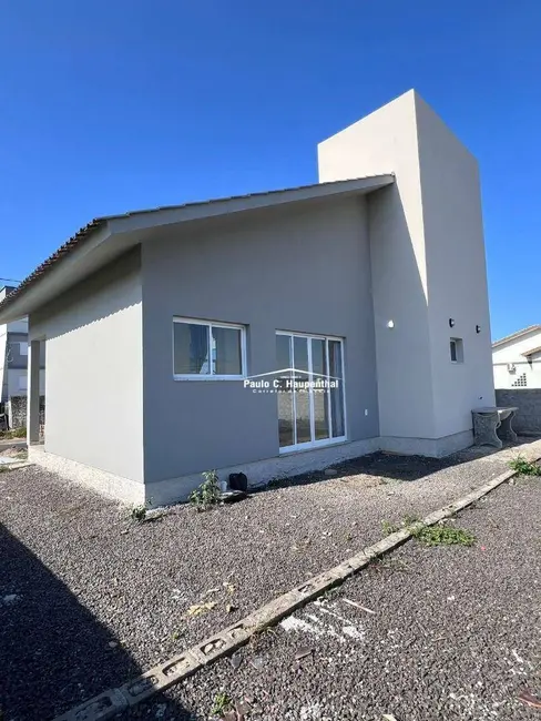 Foto 2 de Casa com 2 quartos à venda, 409m2 em Ararangua - SC