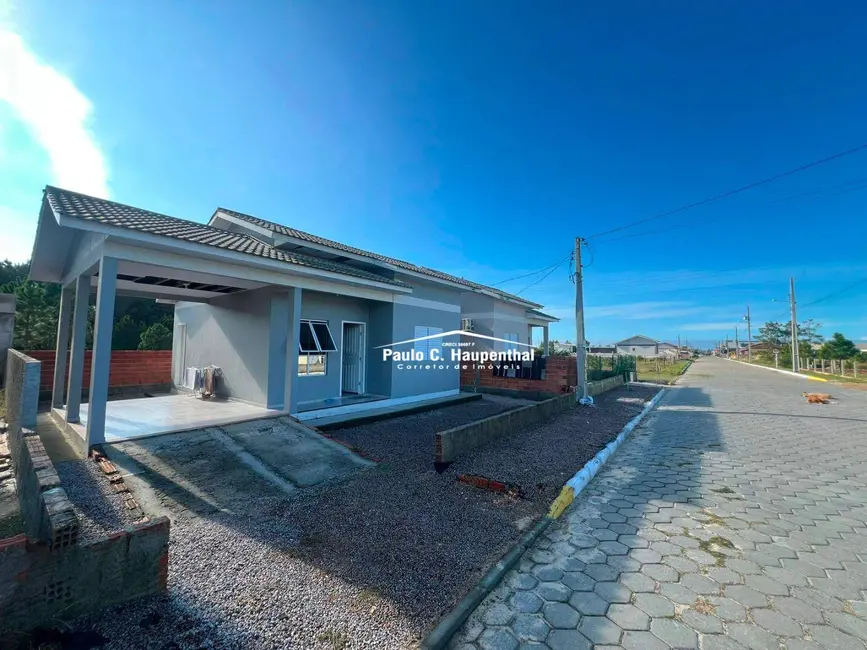 Foto 1 de Casa com 2 quartos à venda, 150m2 em Balneario Arroio Do Silva - SC