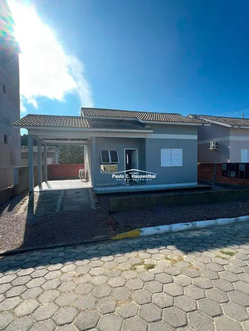 Foto 9 de Casa com 2 quartos à venda, 150m2 em Balneario Arroio Do Silva - SC