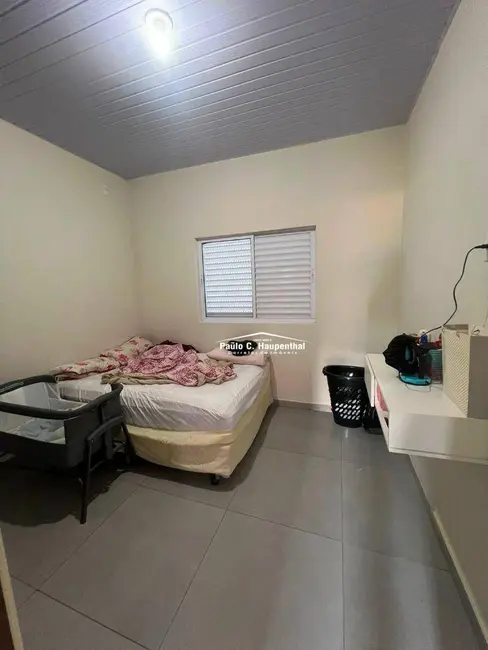 Foto 3 de Casa com 2 quartos à venda, 150m2 em Balneario Arroio Do Silva - SC