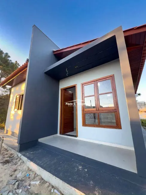 Foto 1 de Casa com 3 quartos à venda, 300m2 em Balneario Arroio Do Silva - SC