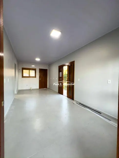 Foto 4 de Casa com 3 quartos à venda, 300m2 em Balneario Arroio Do Silva - SC