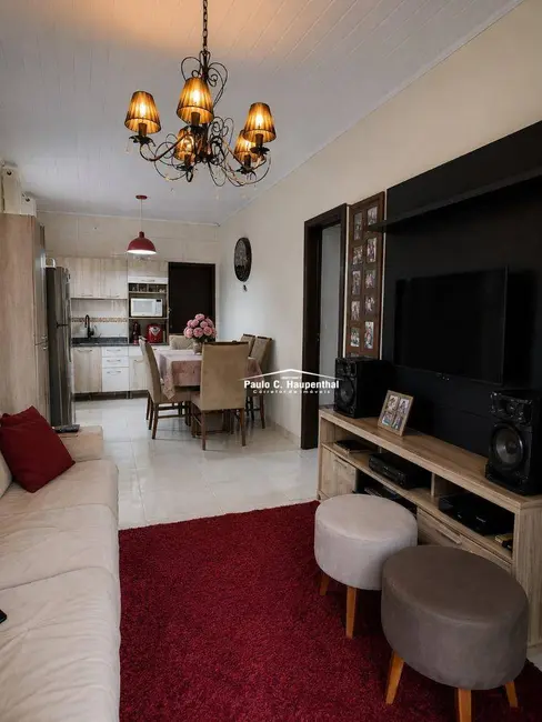 Casa com 3 quartos à venda, 360m2 em Ararangua - SC - imagem 6 Foto 6 de Casa com 3 quartos à venda, 360m2 em Ararangua - SC