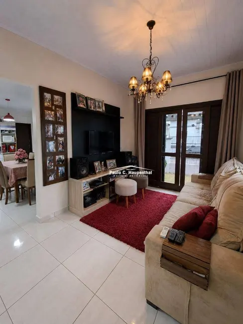 Casa com 3 quartos à venda, 360m2 em Ararangua - SC - imagem 7 Foto 7 de Casa com 3 quartos à venda, 360m2 em Ararangua - SC