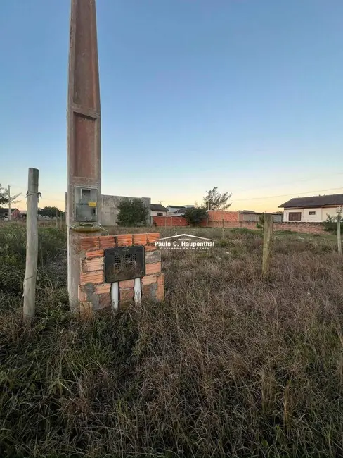 Terreno / Lote à venda, 300m2 em Balneario Arroio Do Silva - SC - imagem 3 Foto 3 de Terreno / Lote à venda, 300m2 em Balneario Arroio Do Silva - SC