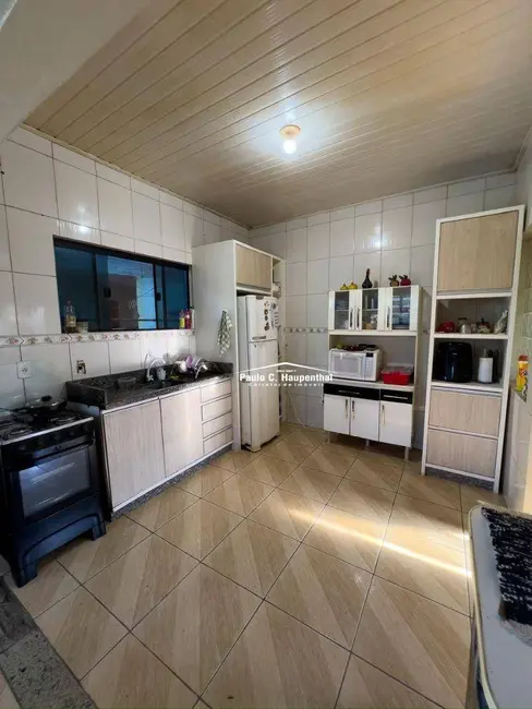 Casa com 3 quartos à venda, 420m2 em Jardim das Avenidas, Ararangua - SC - imagem 4 Foto 4 de Casa com 3 quartos à venda, 420m2 em Jardim das Avenidas, Ararangua - SC