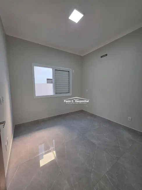 Foto 8 de Casa com 2 quartos à venda, 150m2 em Ararangua - SC