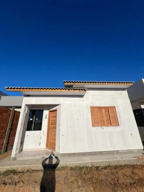 Casa com 2 quartos à venda, 144m2 em Ararangua - SC - imagem 2 Foto 2 de Casa com 2 quartos à venda, 144m2 em Ararangua - SC