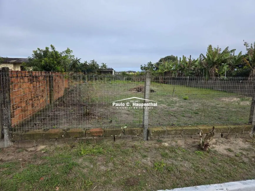 Foto 2 de Terreno / Lote à venda, 390m2 em Balneario Arroio Do Silva - SC