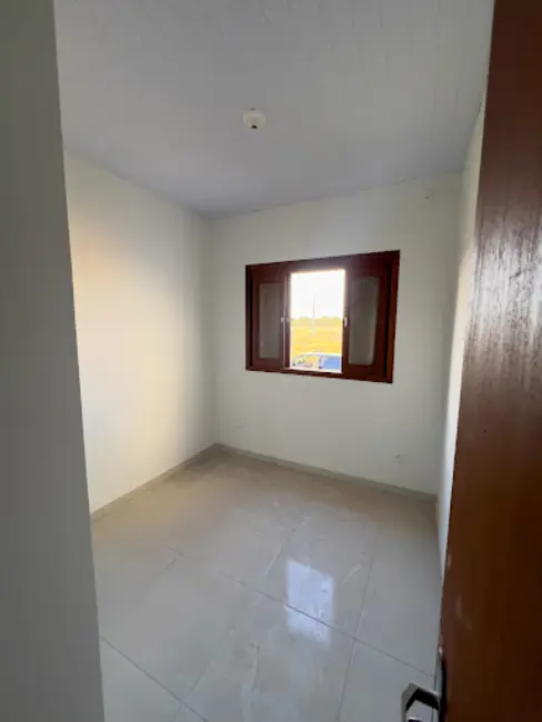 Foto 2 de Casa com 2 quartos à venda, 230m2 em Balneario Arroio Do Silva - SC