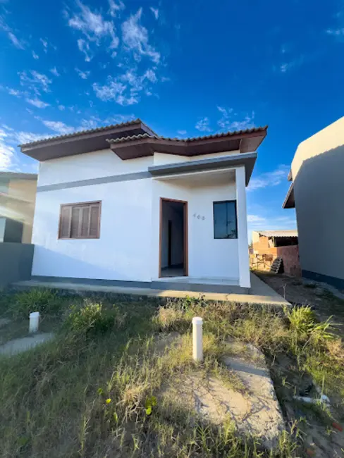 Foto 1 de Casa com 2 quartos à venda, 230m2 em Balneario Arroio Do Silva - SC
