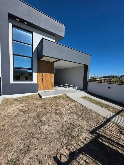 Casa com 2 quartos à venda, 225m2 em Ararangua - SC - imagem 5 Foto 5 de Casa com 2 quartos à venda, 225m2 em Ararangua - SC
