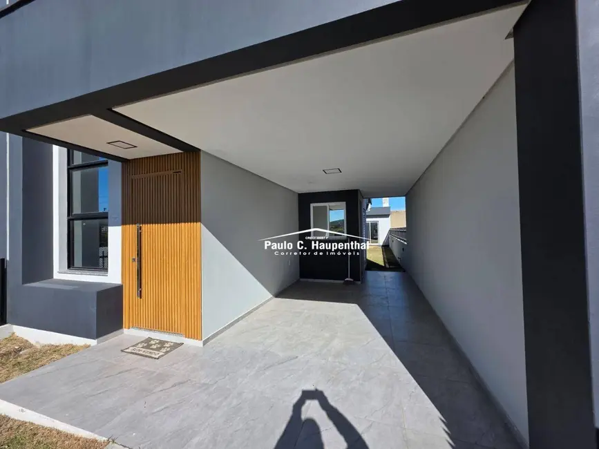 Casa com 2 quartos à venda, 225m2 em Ararangua - SC - imagem 3 Foto 3 de Casa com 2 quartos à venda, 225m2 em Ararangua - SC