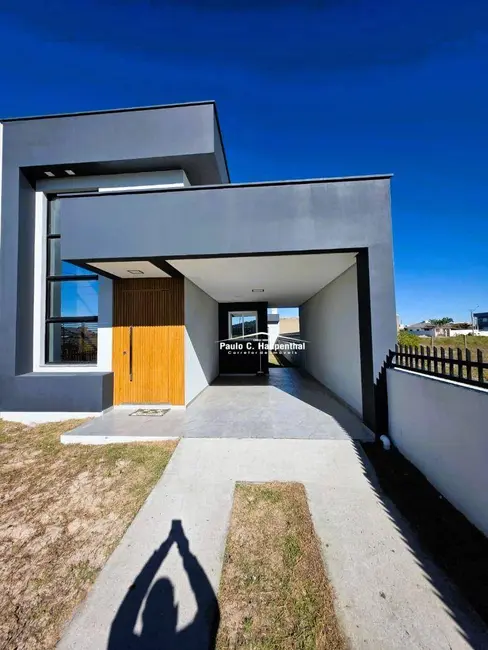 Casa com 2 quartos à venda, 225m2 em Ararangua - SC - imagem 1 Foto 1 de Casa com 2 quartos à venda, 225m2 em Ararangua - SC