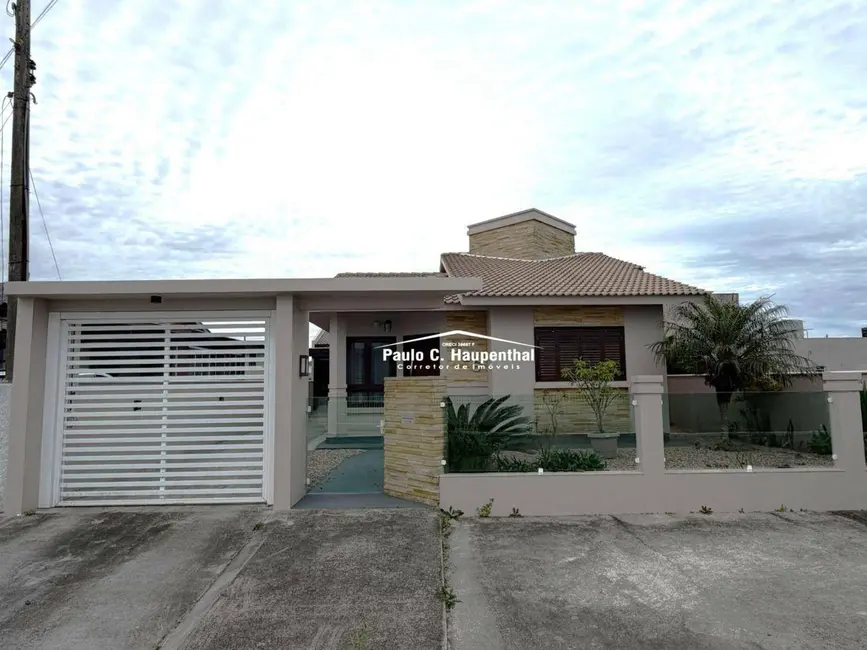 Foto 2 de Casa com 3 quartos à venda, 300m2 em Balneario Arroio Do Silva - SC
