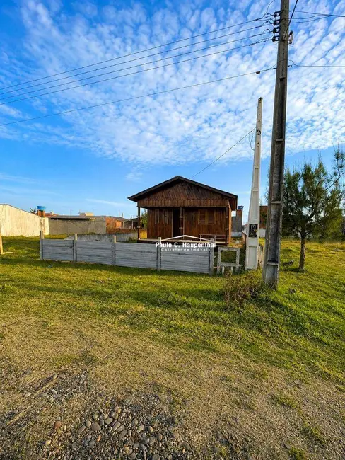 Foto 1 de Casa com 2 quartos à venda, 300m2 em Balneario Arroio Do Silva - SC