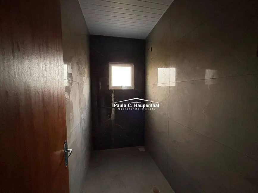 Foto 9 de Casa com 2 quartos à venda, 300m2 em Ararangua - SC