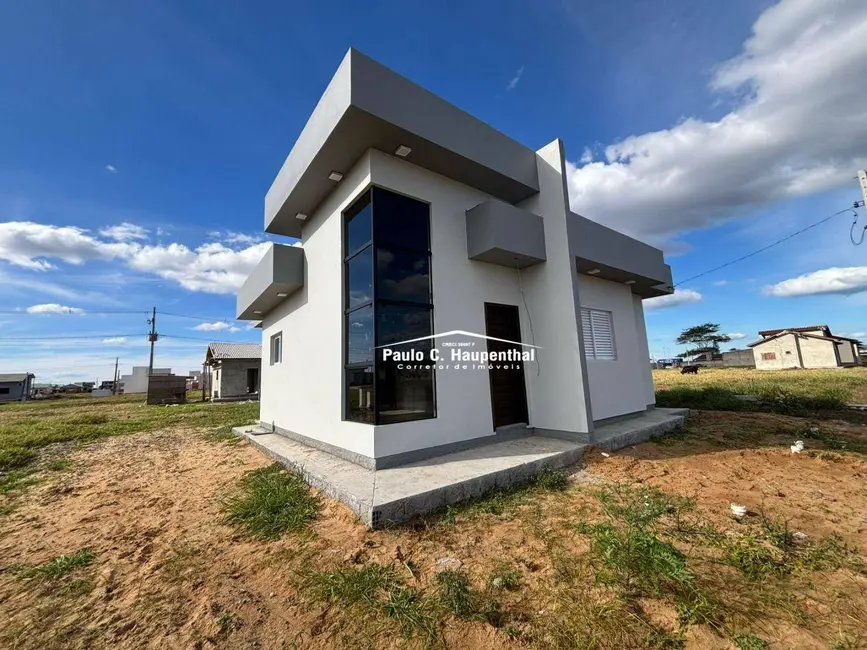 Foto 2 de Casa com 2 quartos à venda, 338m2 em Polícia Rodoviária, Ararangua - SC