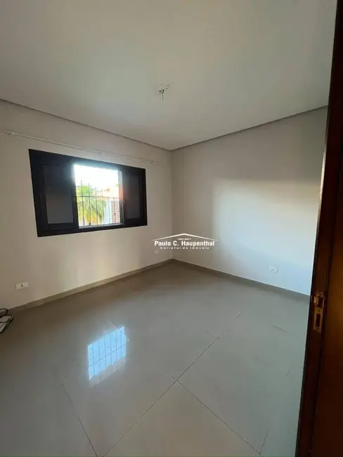 Casa com 3 quartos à venda, 300m2 em Urussanguinha, Ararangua - SC - imagem 7 Foto 7 de Casa com 3 quartos à venda, 300m2 em Urussanguinha, Ararangua - SC