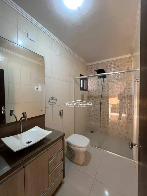 Casa com 3 quartos à venda, 300m2 em Urussanguinha, Ararangua - SC - imagem 6 Foto 6 de Casa com 3 quartos à venda, 300m2 em Urussanguinha, Ararangua - SC