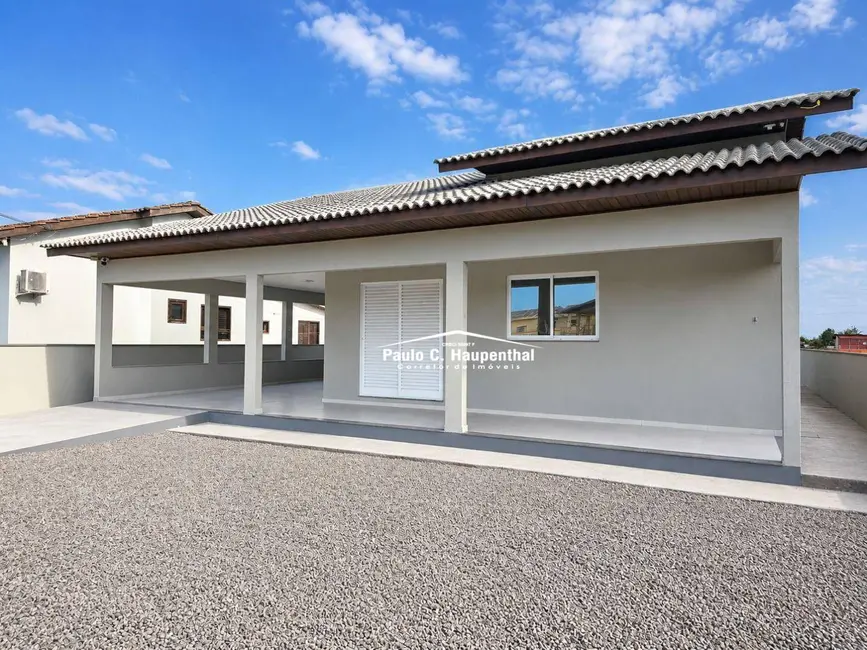 Foto 3 de Casa com 3 quartos à venda, 300m2 em Balneario Arroio Do Silva - SC