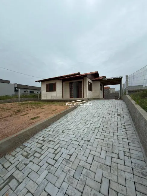 Foto 1 de Casa com 2 quartos à venda, 300m2 em Ararangua - SC