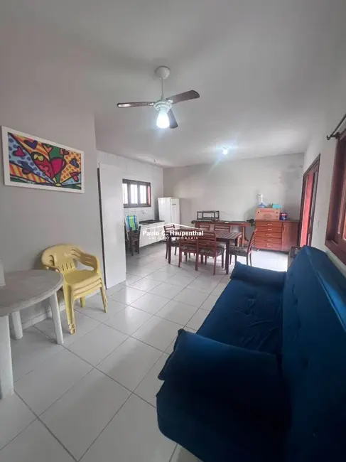 Casa com 4 quartos à venda, 360m2 em Centro, Balneario Arroio Do Silva - SC - imagem 5 Foto 5 de Casa com 4 quartos à venda, 360m2 em Centro, Balneario Arroio Do Silva - SC