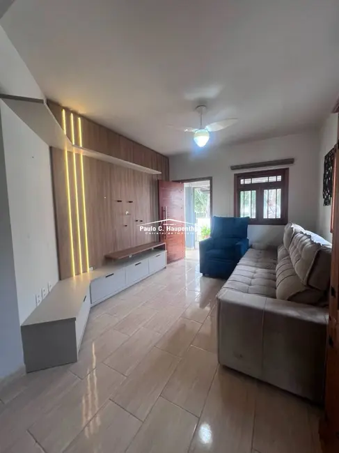 Casa com 4 quartos à venda, 360m2 em Centro, Balneario Arroio Do Silva - SC - imagem 9 Foto 9 de Casa com 4 quartos à venda, 360m2 em Centro, Balneario Arroio Do Silva - SC