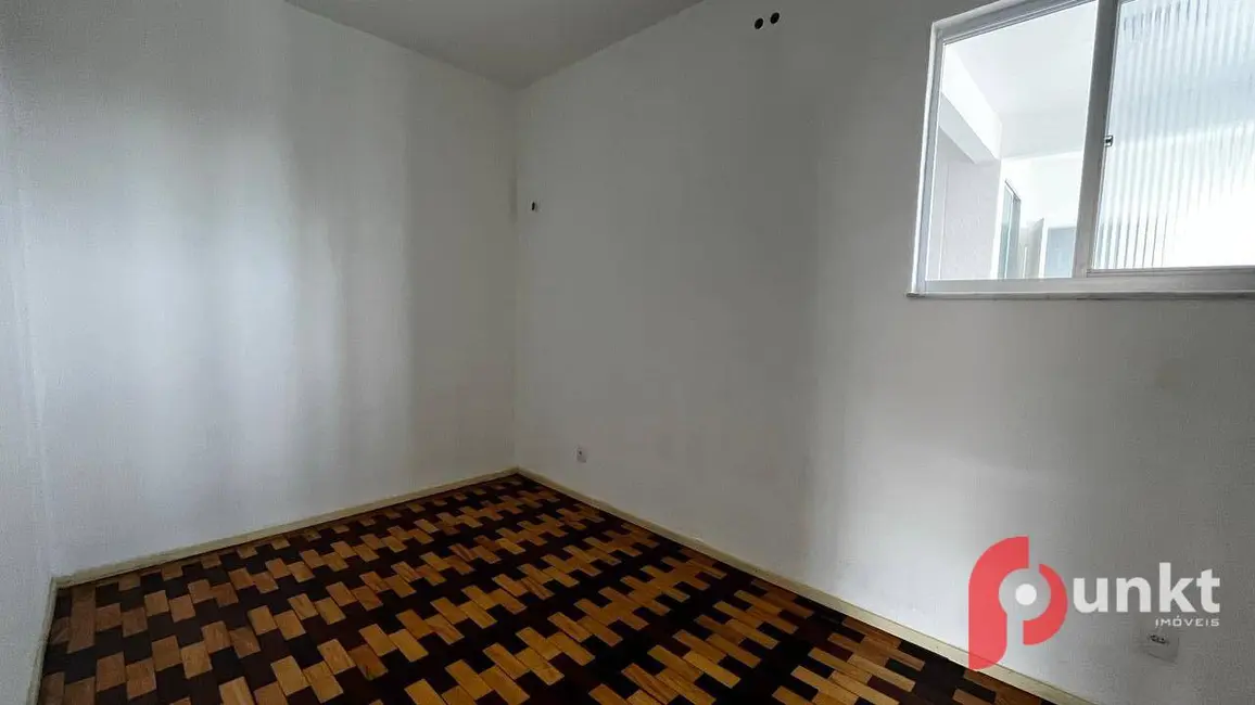 Apartamento com 3 quartos para alugar, 100m2 em Centro, Manaus - AM - imagem 5 Foto 5 de Apartamento com 3 quartos para alugar, 100m2 em Centro, Manaus - AM