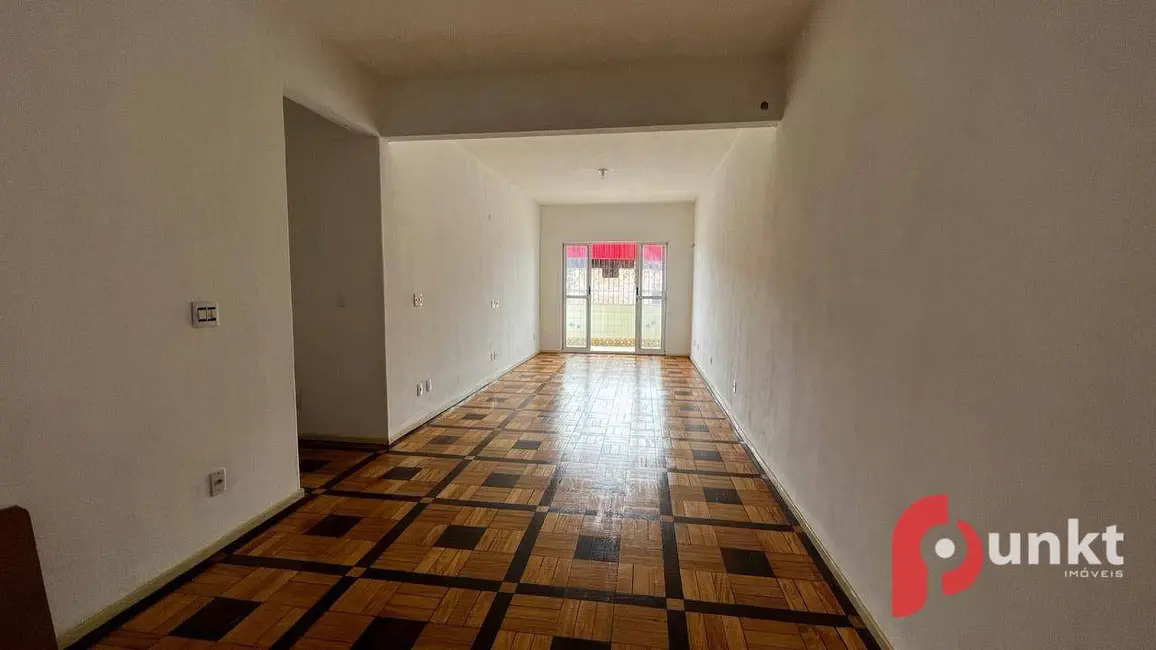Apartamento com 3 quartos para alugar, 100m2 em Centro, Manaus - AM - imagem 2 Foto 2 de Apartamento com 3 quartos para alugar, 100m2 em Centro, Manaus - AM