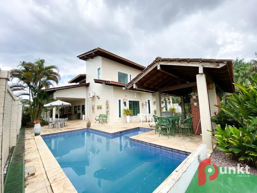 Foto 1 de Casa de Condomínio com 6 quartos para alugar, 800m2 em Ponta Negra, Manaus - AM
