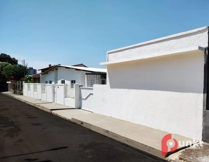 Foto 2 de Casa de Condomínio com 5 quartos à venda, 370m2 em Parque 10 de Novembro, Manaus - AM