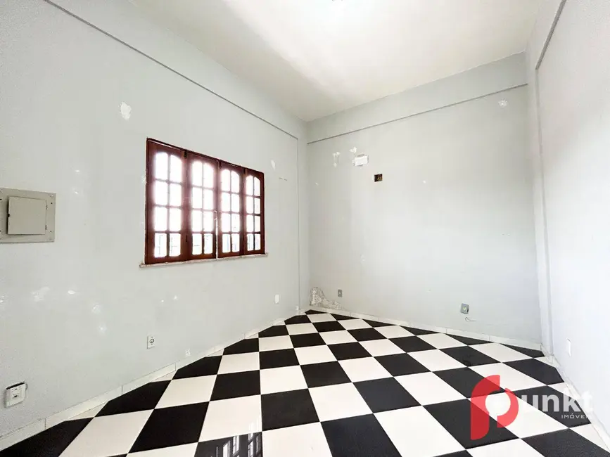Foto 9 de Casa com 7 quartos para alugar, 300m2 em Japiim, Manaus - AM